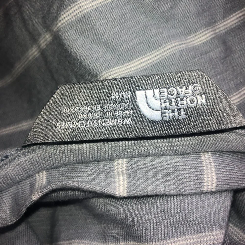 The North Face T-shirt Gray White Stripes Women's M/M‎ - Picture 9 of 14